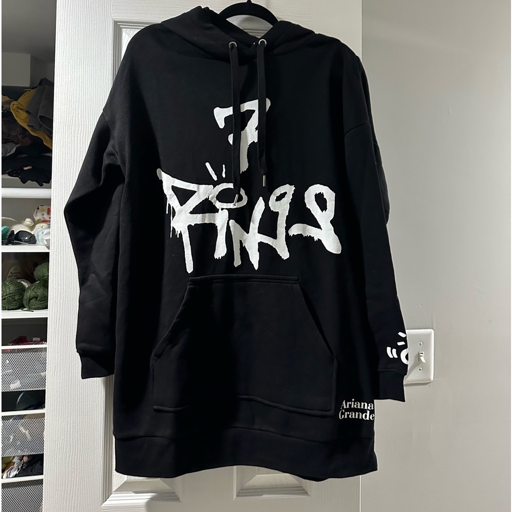 NWT Ariana Grande “7 Rings” Hoodie